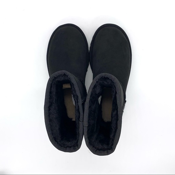 UGG Women’s Classic Short II Black Boots - Picture 10 of 12
